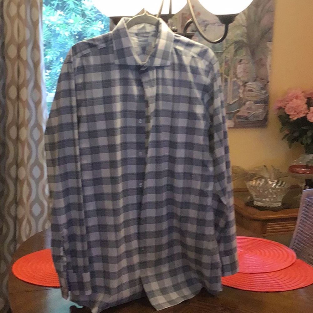 Perry Ellis Portfolio men’s shirt 16/34/35 checks good for office day out